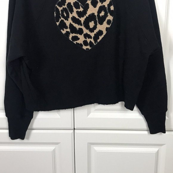 Sundry Womens Size 1 (US S) Leopard Heart Cropped Raw Hem Sweatshirt Black Cute - Picture 4 of 12